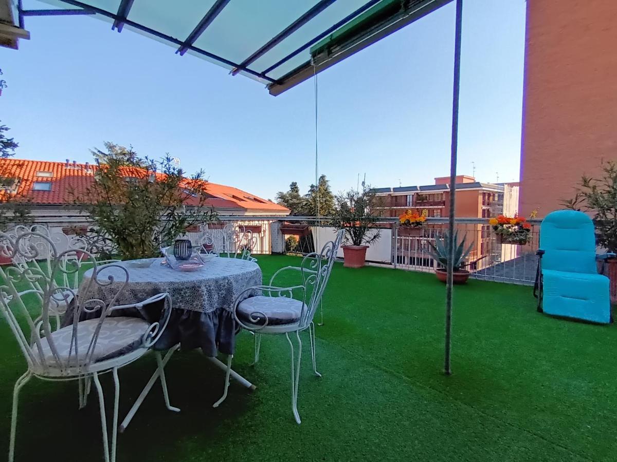 Appartement Terrazzo In Centro à Seregno Extérieur photo
